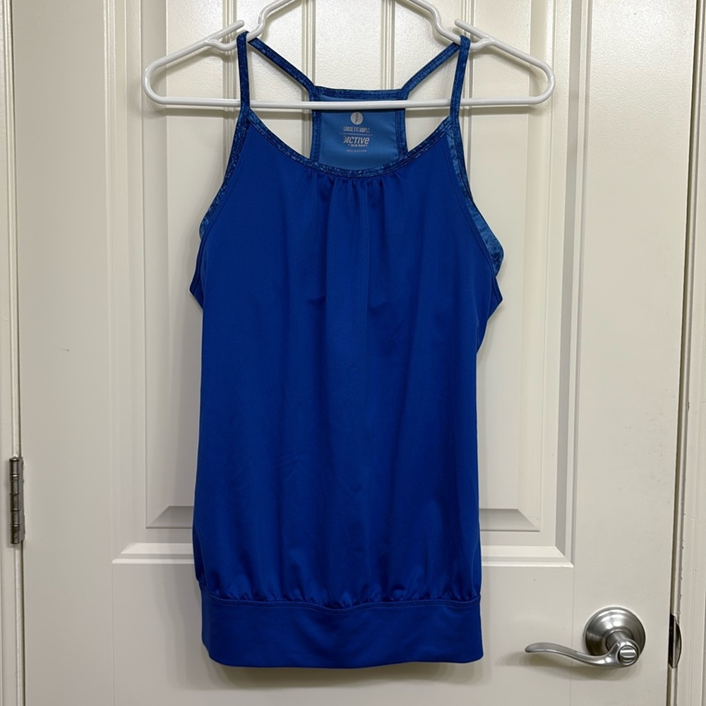 Old Navy exercise tank top with built in bra